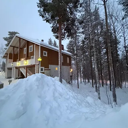 Ski-in Ski-out - Slope, Sauna And Fireplace Ferienhaus Kittilä